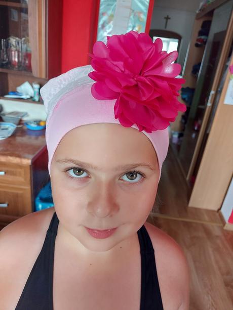 4x satka, klobúčik, čiapka a šiltovka, 122