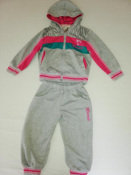 Tepláková suprava, 92