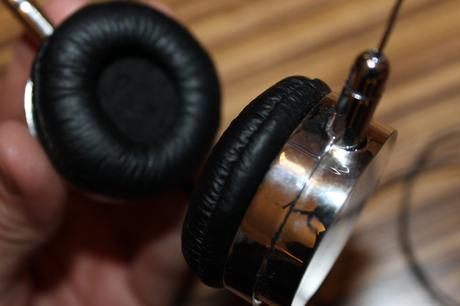 Slúchadlá strieborné mačka tally wejl,