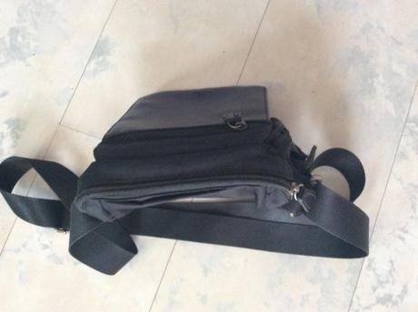 Crossbody taška na rameno,