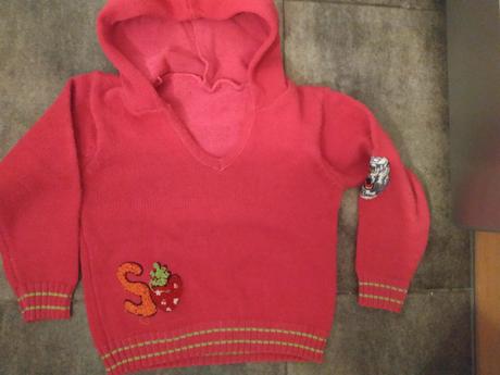 Svetrík na donosenie  104, 104