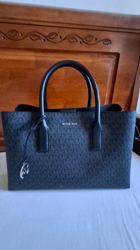 Čierna kabelka michael kors, michael kors