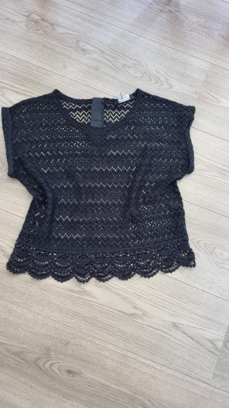 Top háčkovaný, new look,s