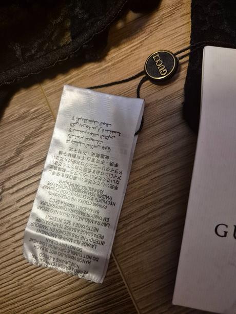 Gucci večerné rukavice na ples, m