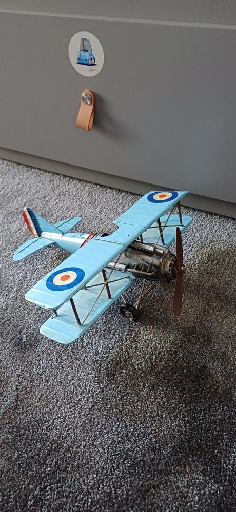 Lietadlo dekoracia zelezne, 