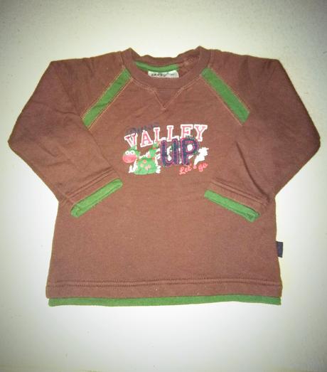 Mikina so zapinanim pri krku dobry stav, okay,86