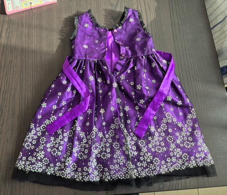 Slávnostné šaty, 110