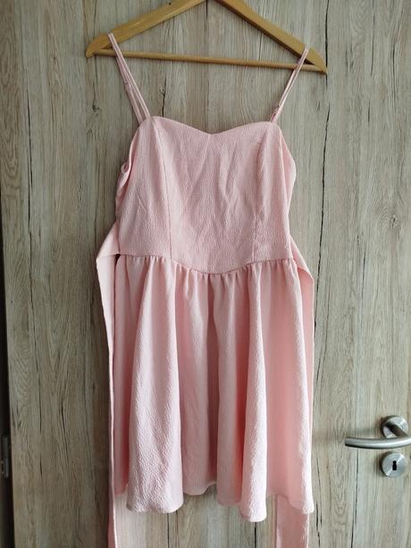 Spoločenské šaty, m