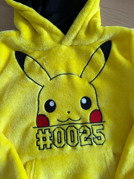 Pokemon mikina, chapter young,128