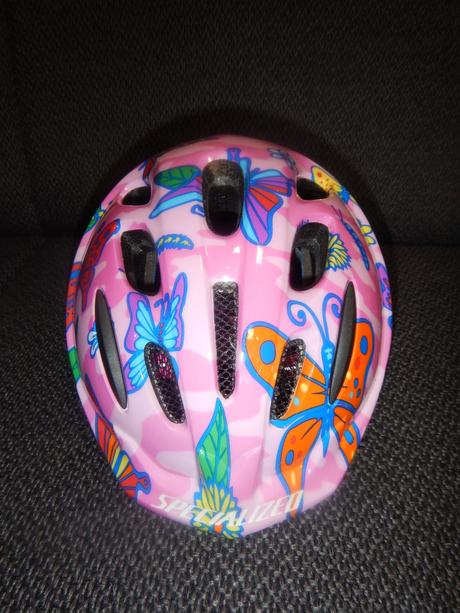 Detska prilba zn. specialized, s