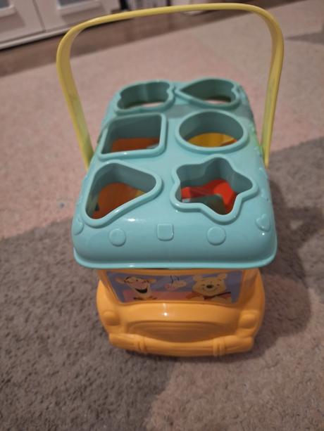 Vkladacky disney autobus,