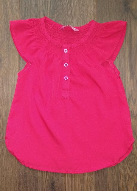 Malinová blúzka s volánom na pleciach - veľ. 104, 104