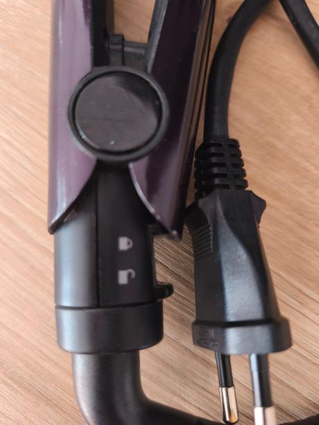 Žehlička na vlasy, 