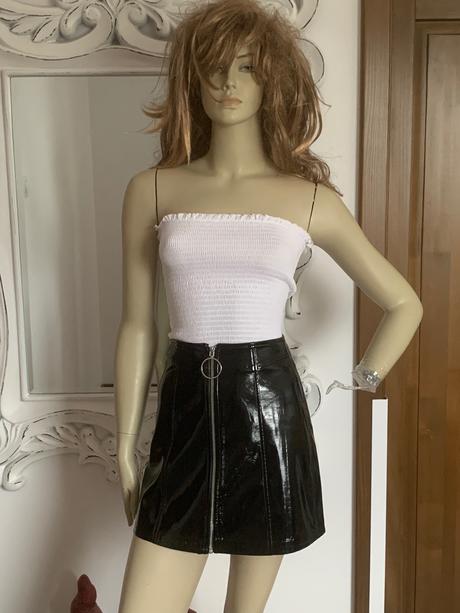 Lakovana sukna berschka, bershka,xs