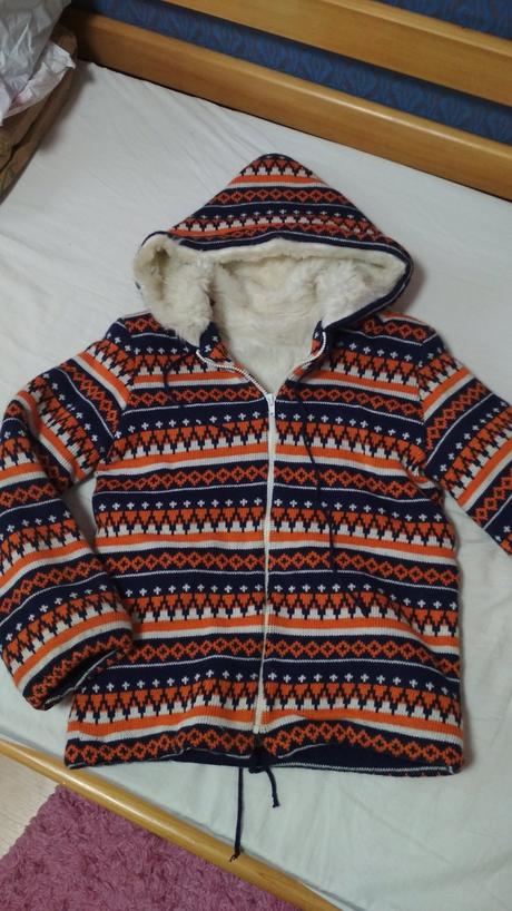 Teplý kabátik, 146