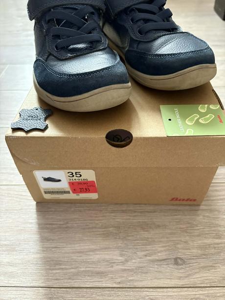 Predám chlapčenské topánky baťa, 35, baťa,35