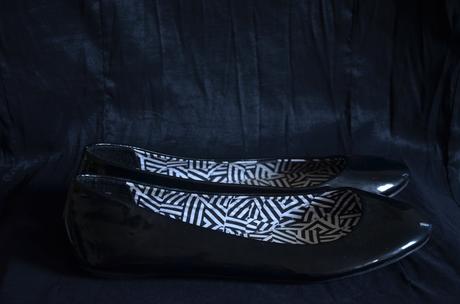 Čierne lakované baleríny reserved, 37