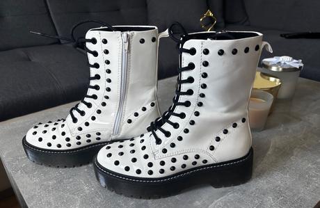 Na predaj krasne moderne oblecenie s m, geox,s