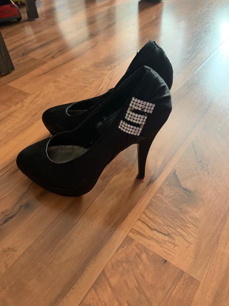 Vysoké lodičky, 39