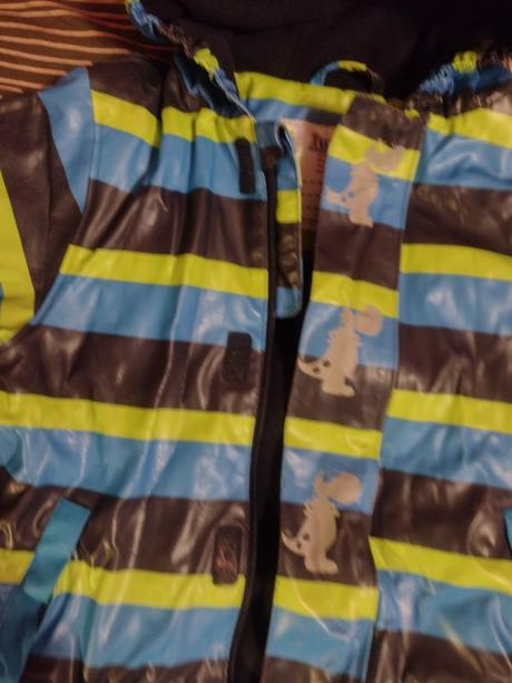 Bunda do dažďa, lupilu,98