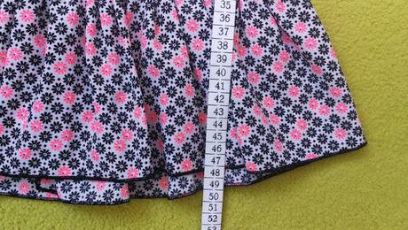 Blúzka s volánom, 122