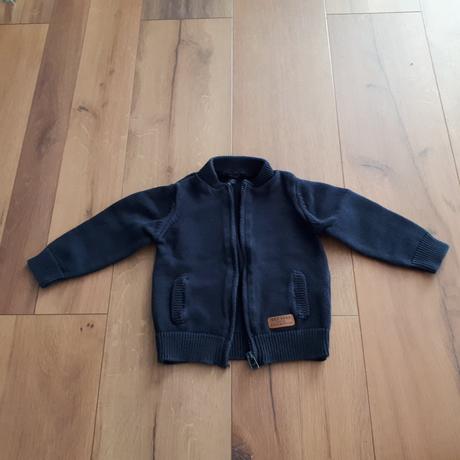 Elegantný svetrík, 86