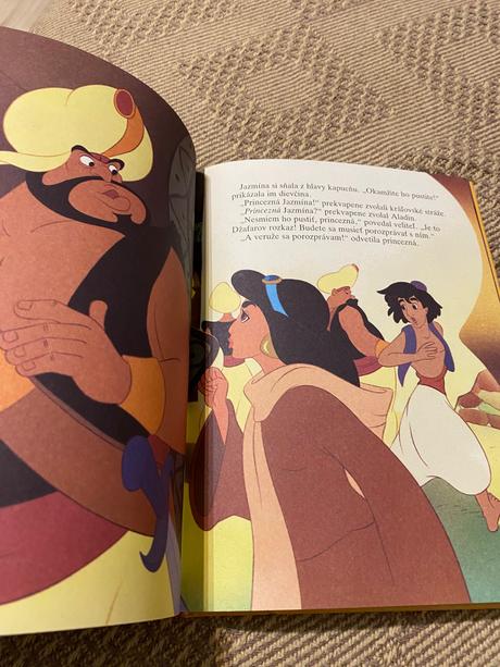 Krásna zberateľská kniha walt disney aladin, 