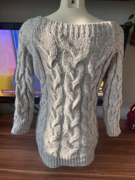 Pleteny pulover, l