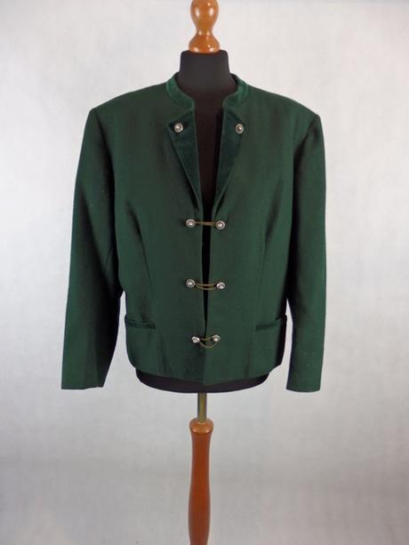 Luxusný tradičný odev/kostým/kroj, 44