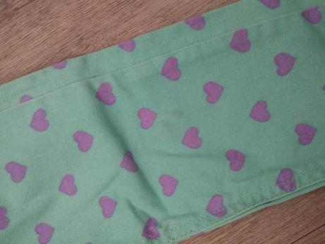 Tyrkysové rifle do srdiečkami, 116