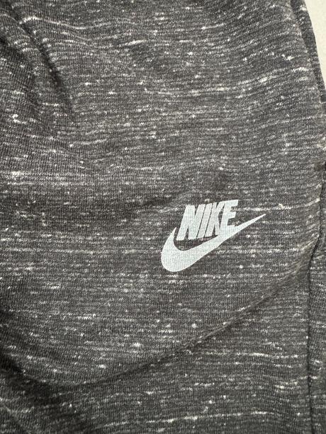 Nové tepláky nike, nike,s / xs