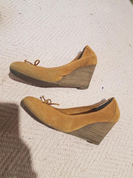 Kozene lodicky s platformou, 41