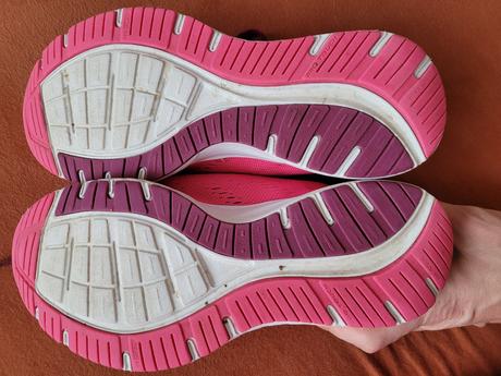 Tenisky pro touch, 34