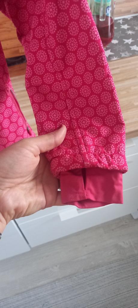 Tepla jesenna bunda, 128