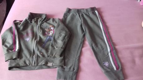 Suprava teplakova zn.special frends  vel. 104 -110, 104