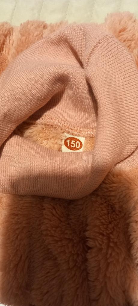 Šaty teplé zimné, 152