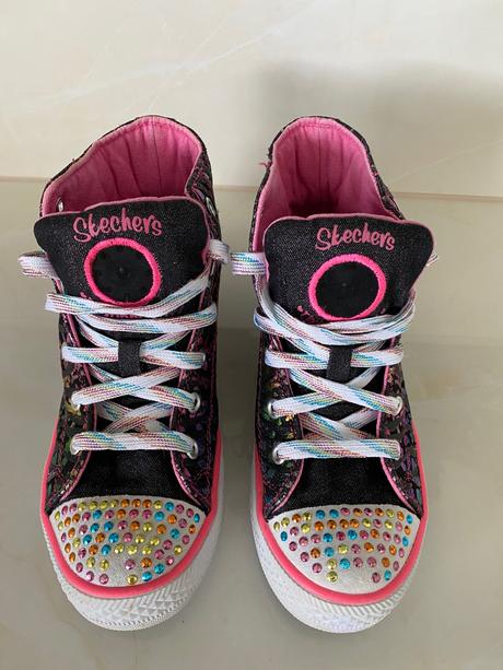 Farebne tenisky, skechers,35