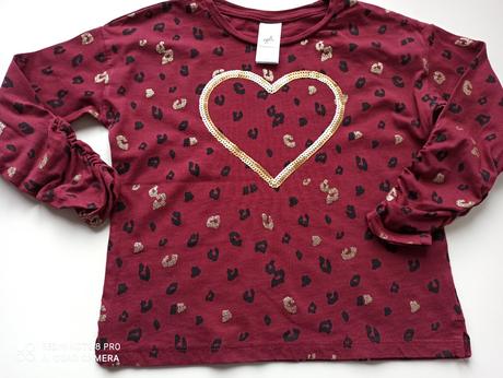 Tričko so srdcom., palomino,116