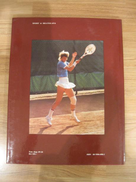 Tenisia cs. tenis a svet - vyborny stav,