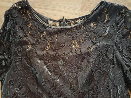 Cierne cipkovane midi saty, 46