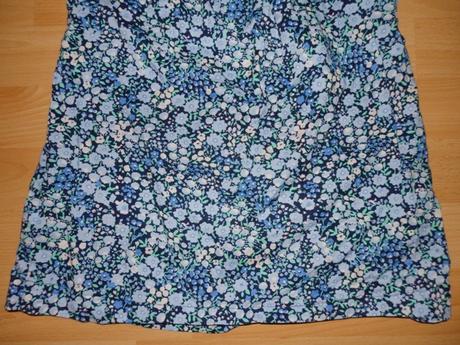 Dievcenske tricko kvietok, h&m,128