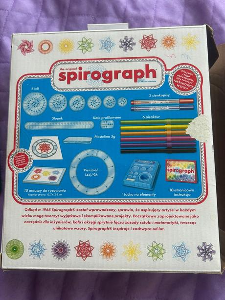 Spirograph šablóny na kreslenie, 