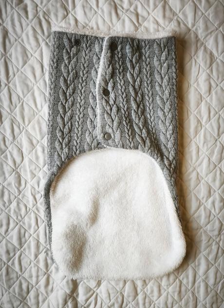 Nosiaci nákrčník, m