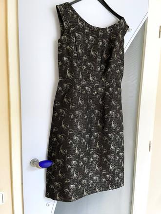 Spoločenské šaty, l