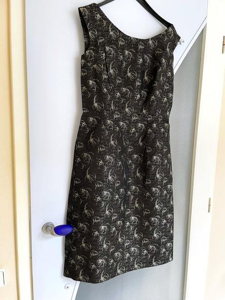 Spoločenské šaty, l