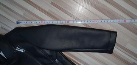 Koženk. bundička, sinsay,104