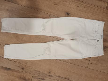 Nohavice, reserved,152