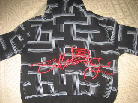 Mikina s kapucňou a peknou výšivkou billabong, 92