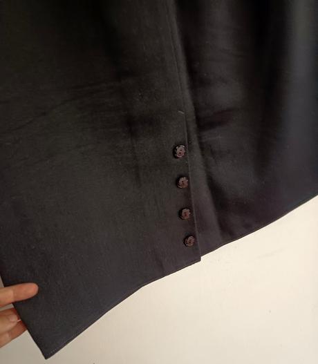 Čierna sukňa s vysokým pásom, l