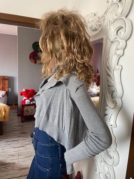 Kratky svetrik guess, guess,s